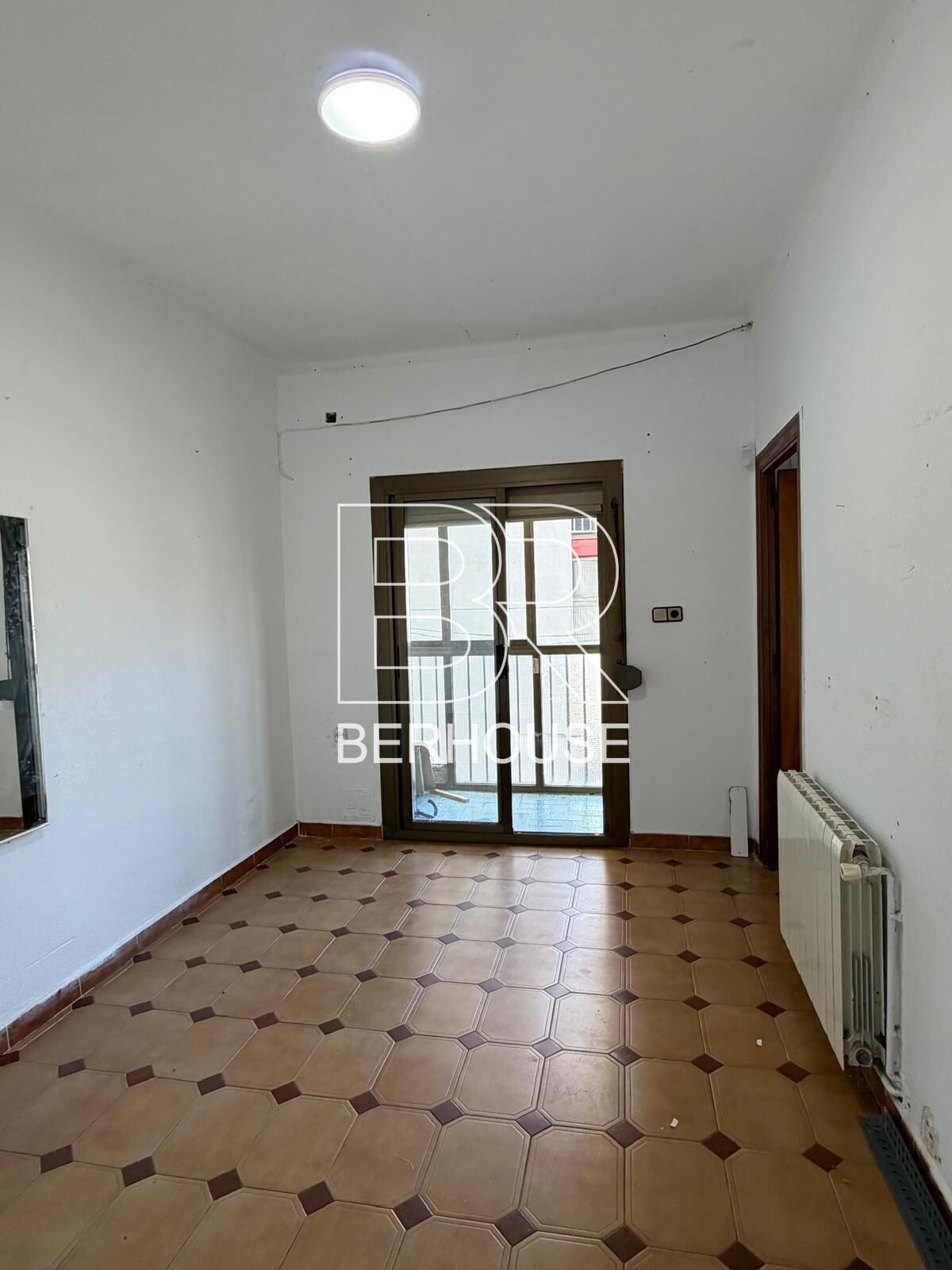 Dormitori de Pis en venda en Badalona amb Terrassa i Balcó