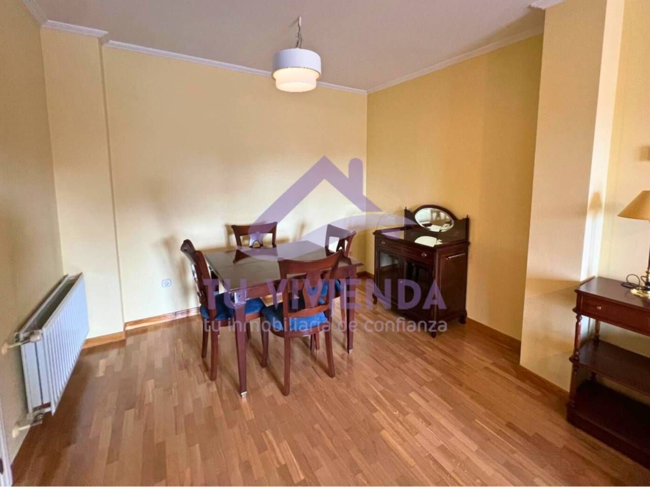 Menjador de Pis en venda en Valladolid Capital amb Calefacció, Traster i Moblat