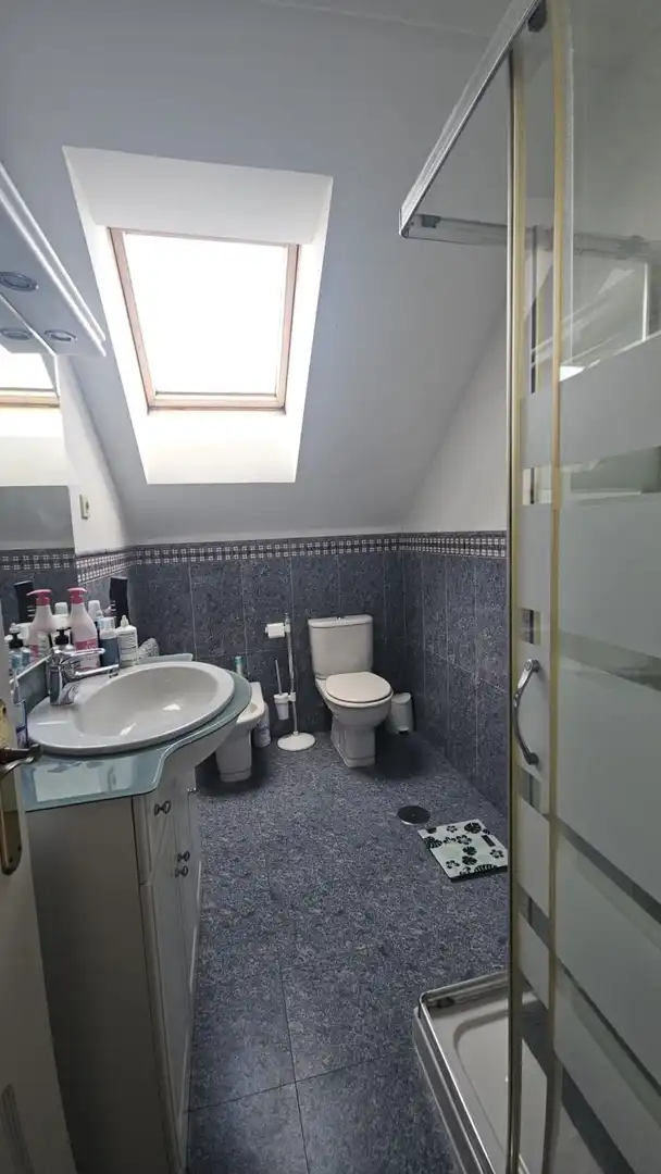 Badezimmer von Haus oder Chalet zum Verkauf in Santa Cruz de Bezana mit Heizung