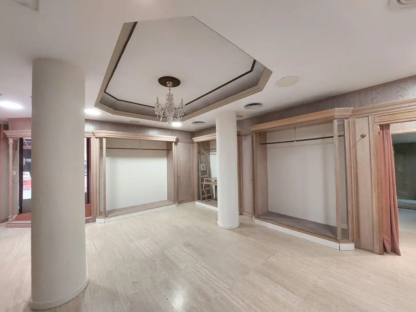 Local comercial de lloguer a Calle las tiendas