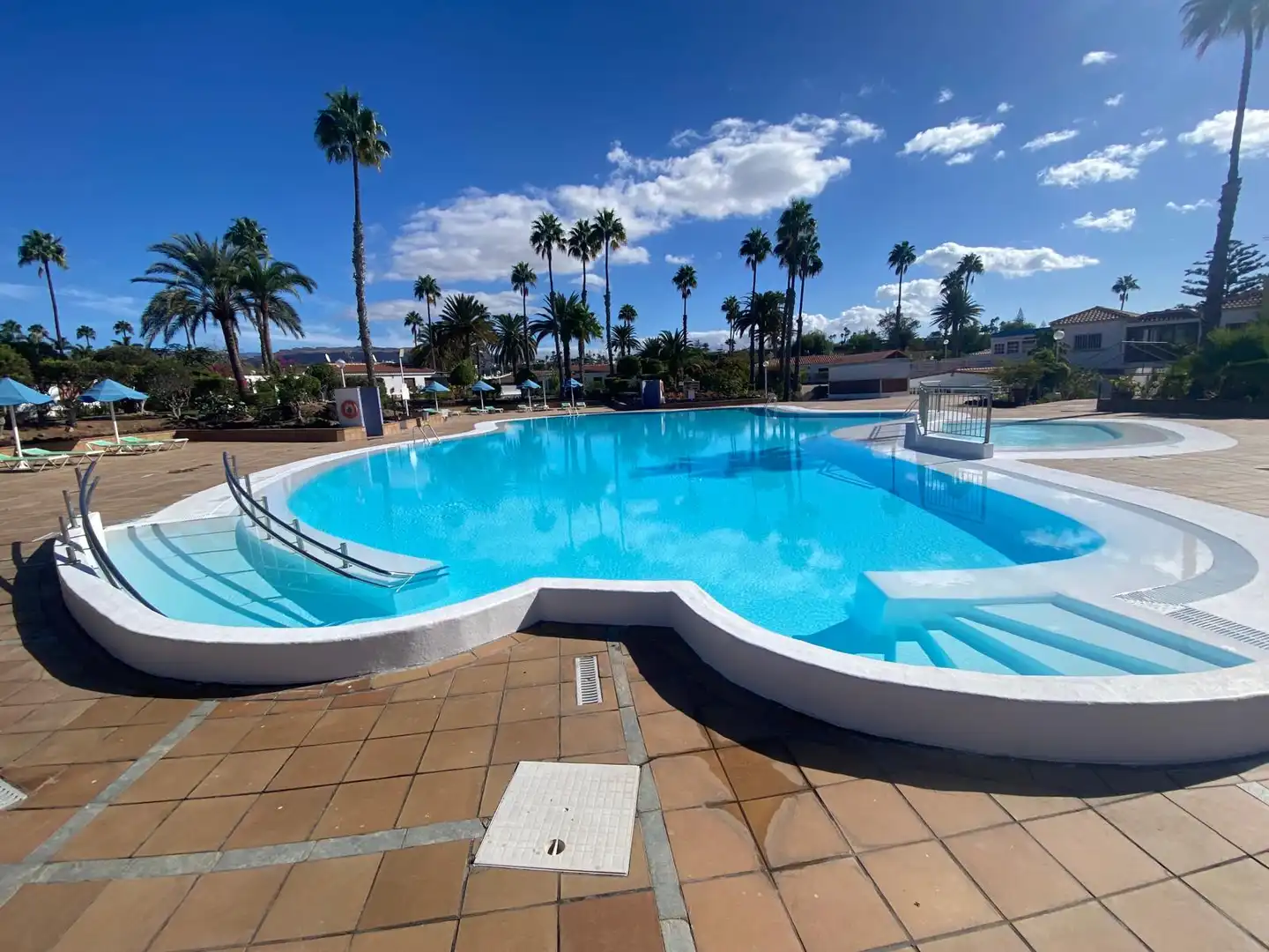 Piscina de Casa o xalet en venda en San Bartolomé de Tirajana amb Aire condicionat, Terrassa i Moblat
