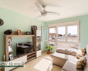 Living room of Flat for sale in Roquetas de Mar