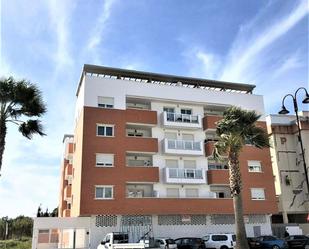 Vista exterior de Apartament en venda en Mijas amb Terrassa i Piscina