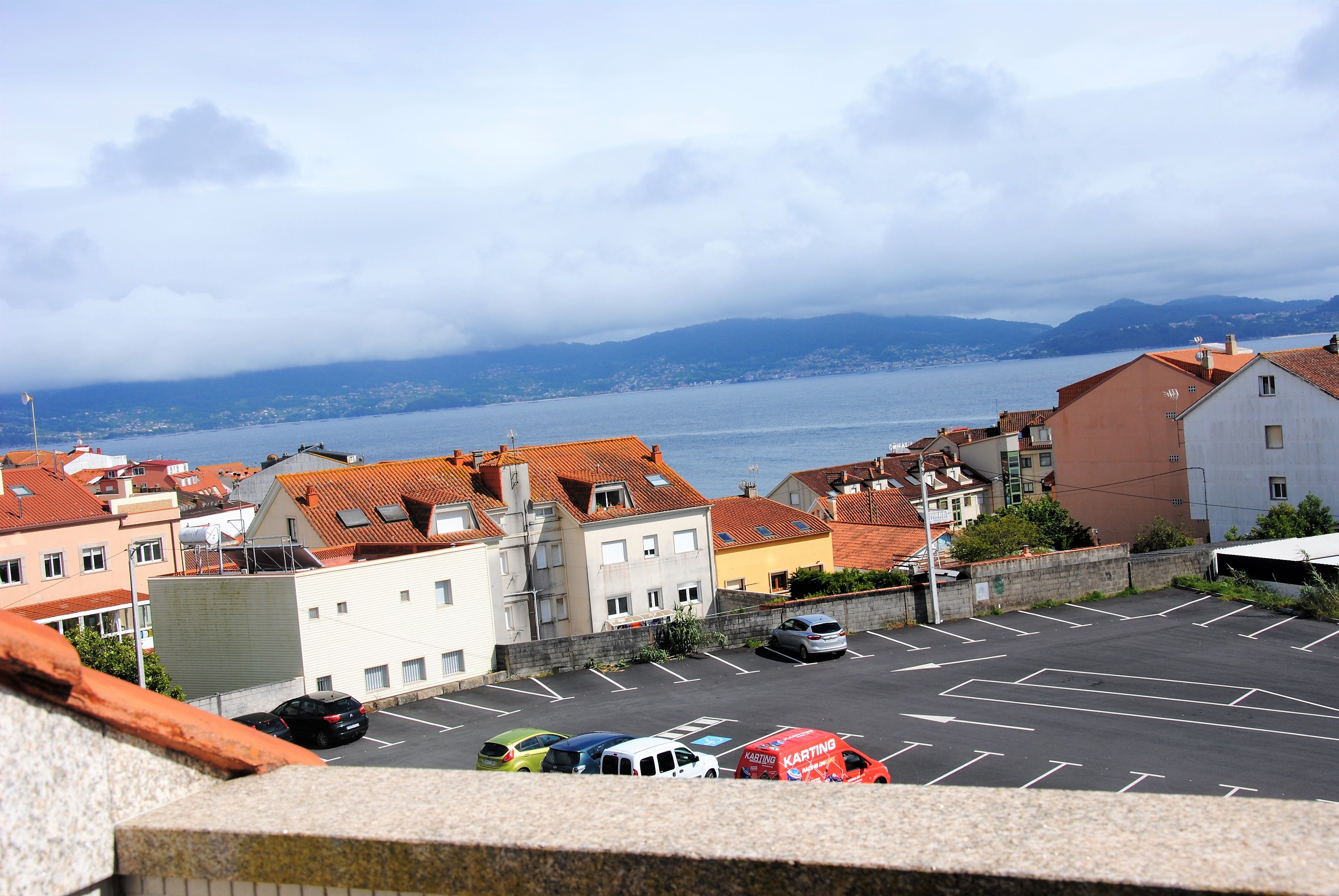 Vista exterior de Apartament de lloguer en Sanxenxo amb Moblat, Forn i Rentadora