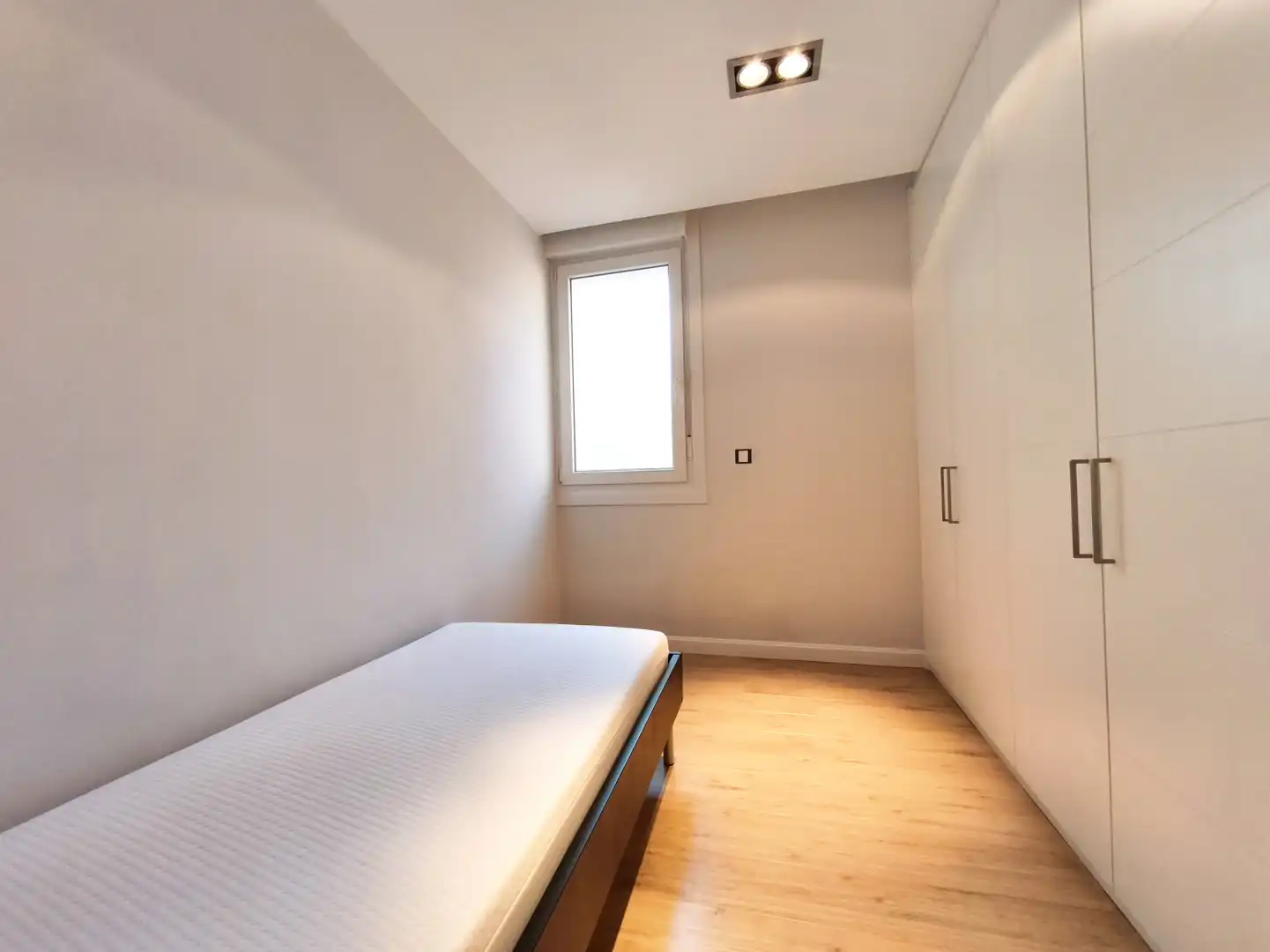 Schlafzimmer von Wohnung zur Miete in  Logroño mit Klimaanlage, Heizung und Möbliert