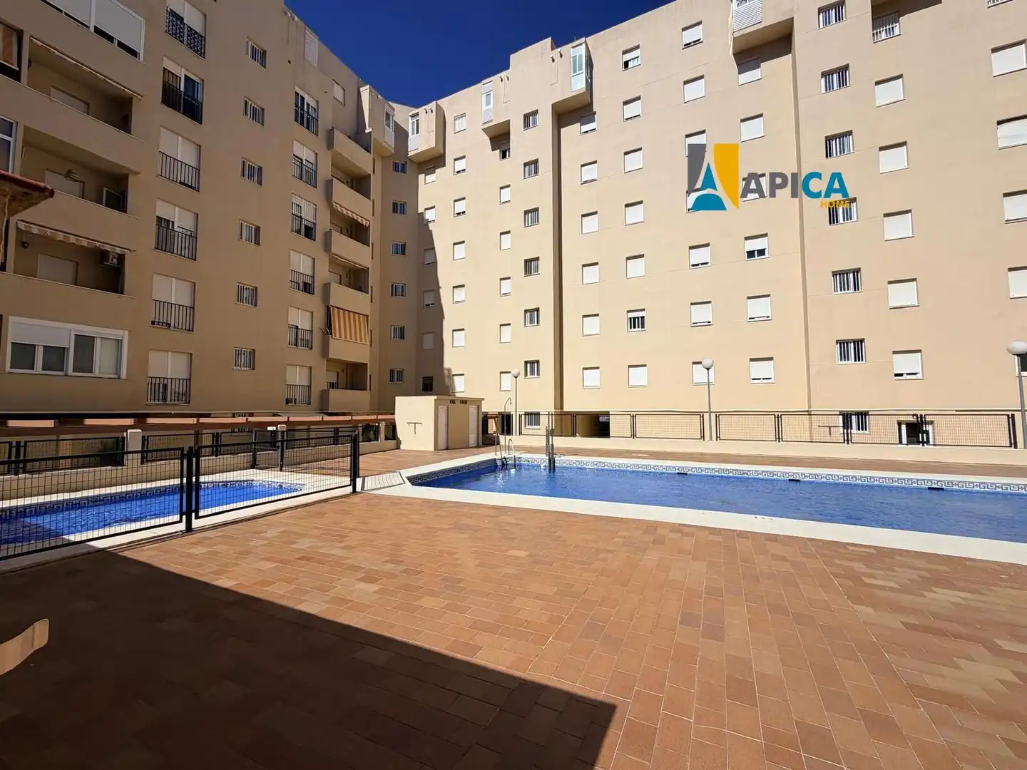 Flat with lift for sale in Casco Antiguo