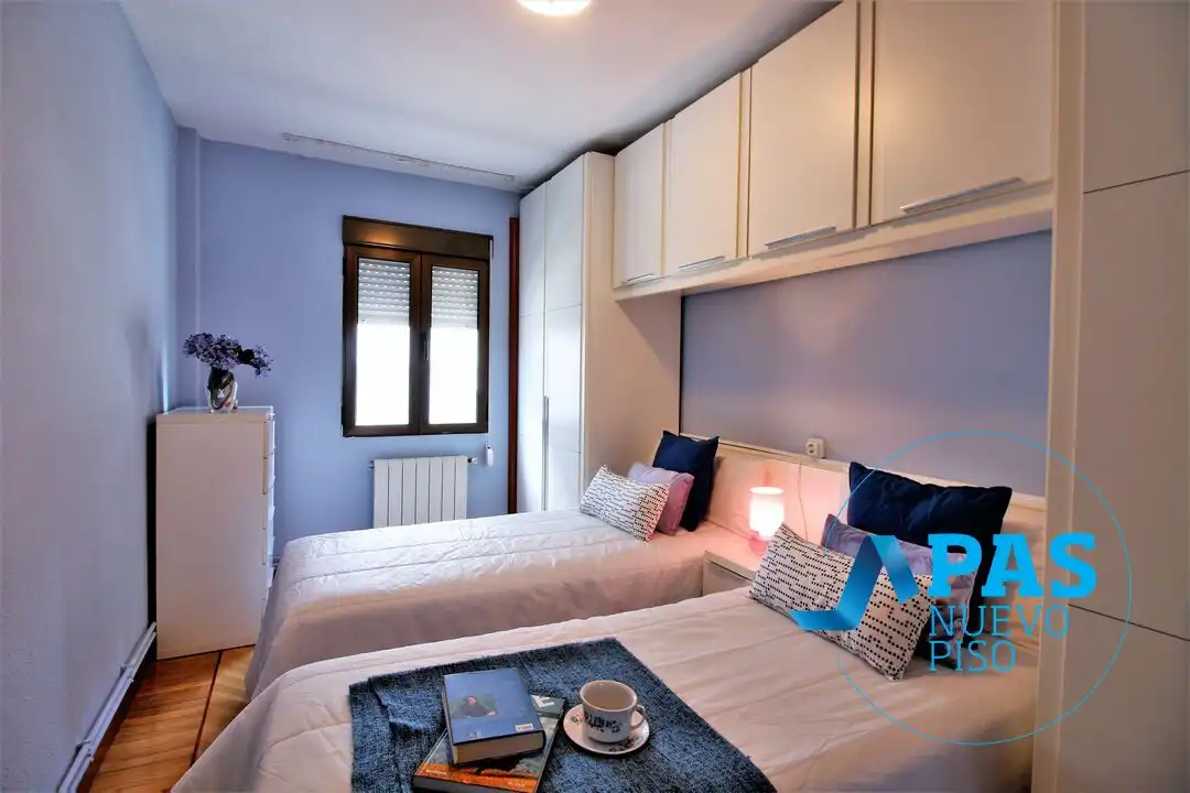 Habitación de Piso en venta en Santander con Calefacción