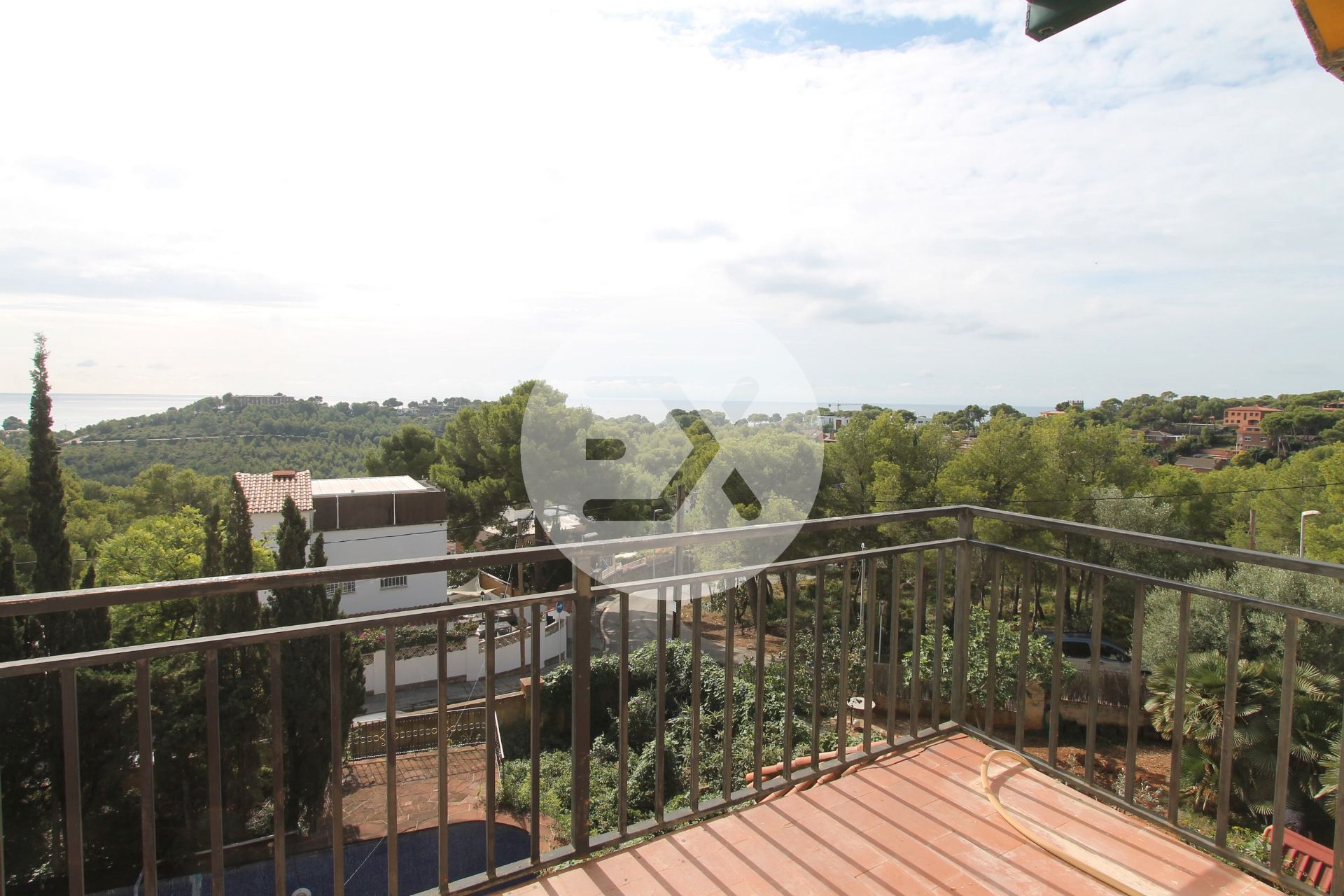 Terrassa de Casa o xalet en venda en Castelldefels amb Jardí privat, Terrassa i Traster