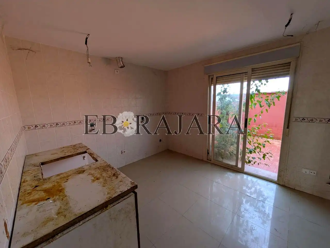 Casa adosada en venta en Lucillos con Jardín privado y Terraza