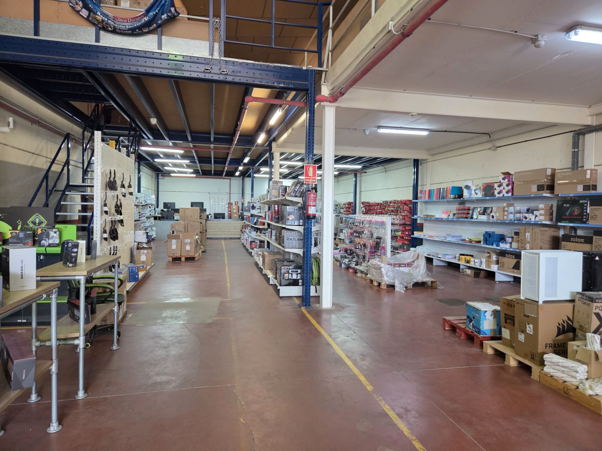 Nau industrial en venda en Los Barrios