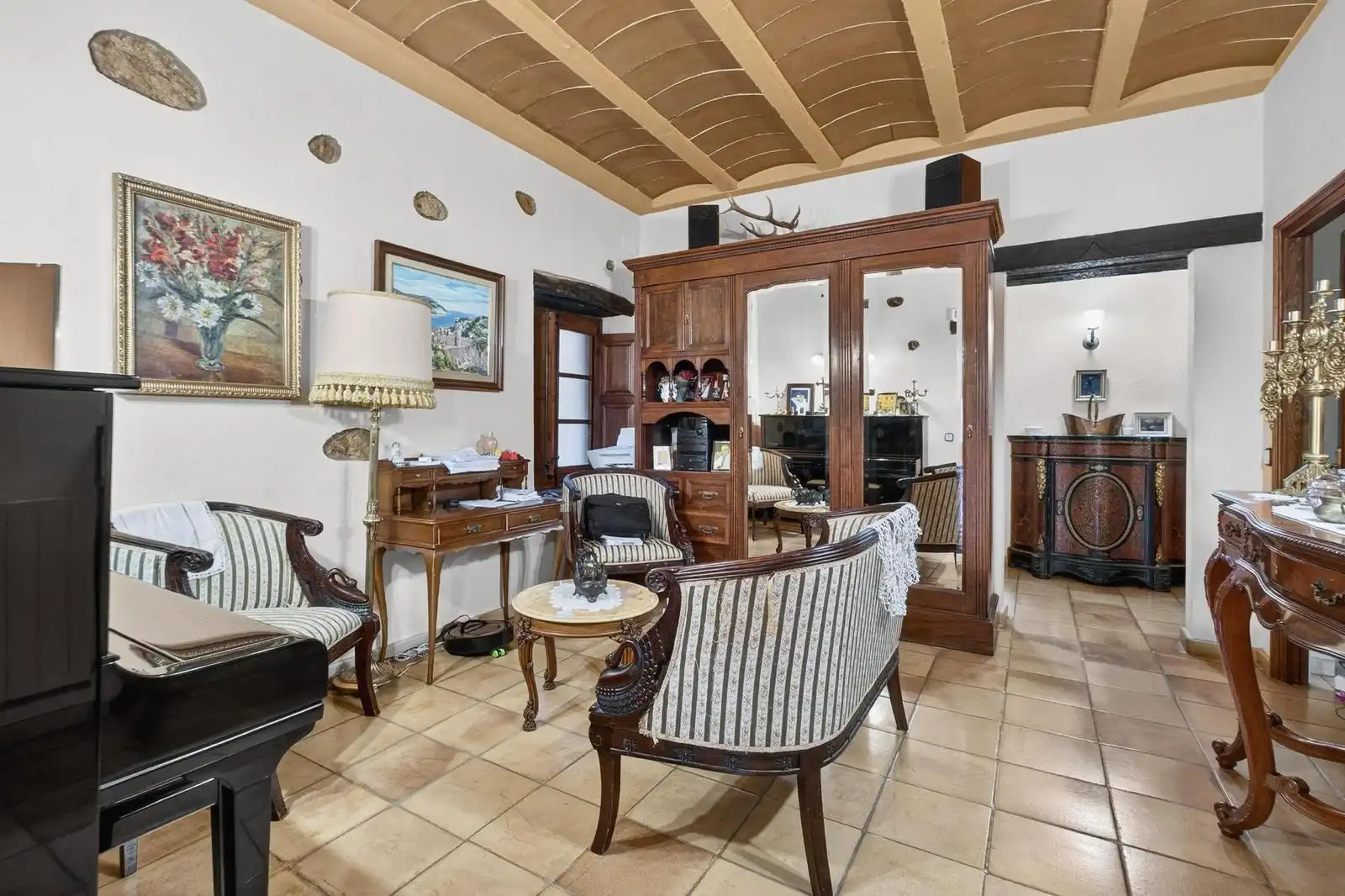 Casa rústica con piscina en venta en Carrer Carrer Castell, imagen 22