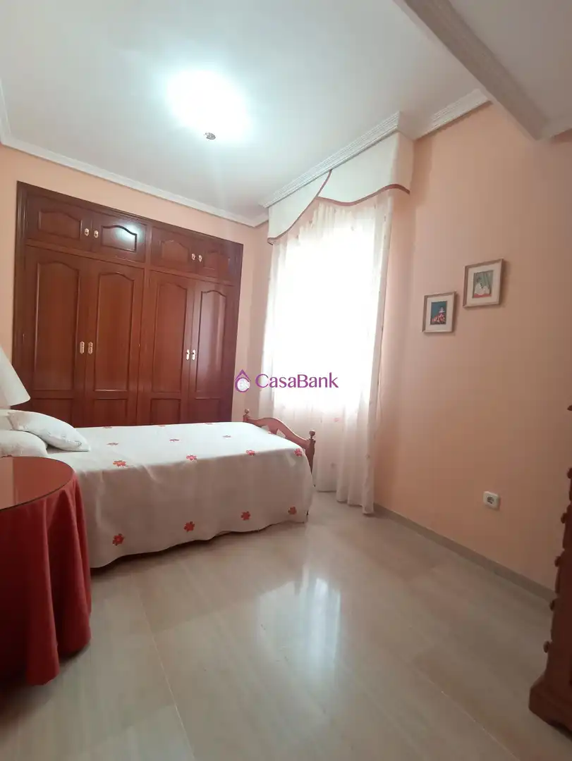 Casa con jardín en venta en Periurbano Oeste - Sierra, imagen 9