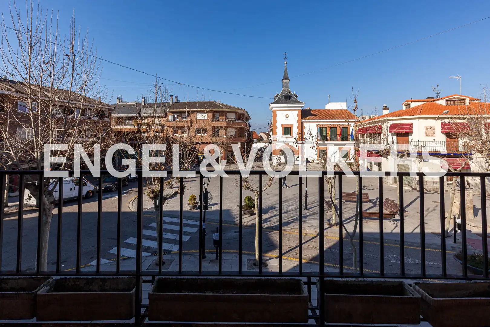 Vista exterior de Casa adosada en venda en Fuente El Saz de Jarama amb Calefacció, Jardí privat i Terrassa
