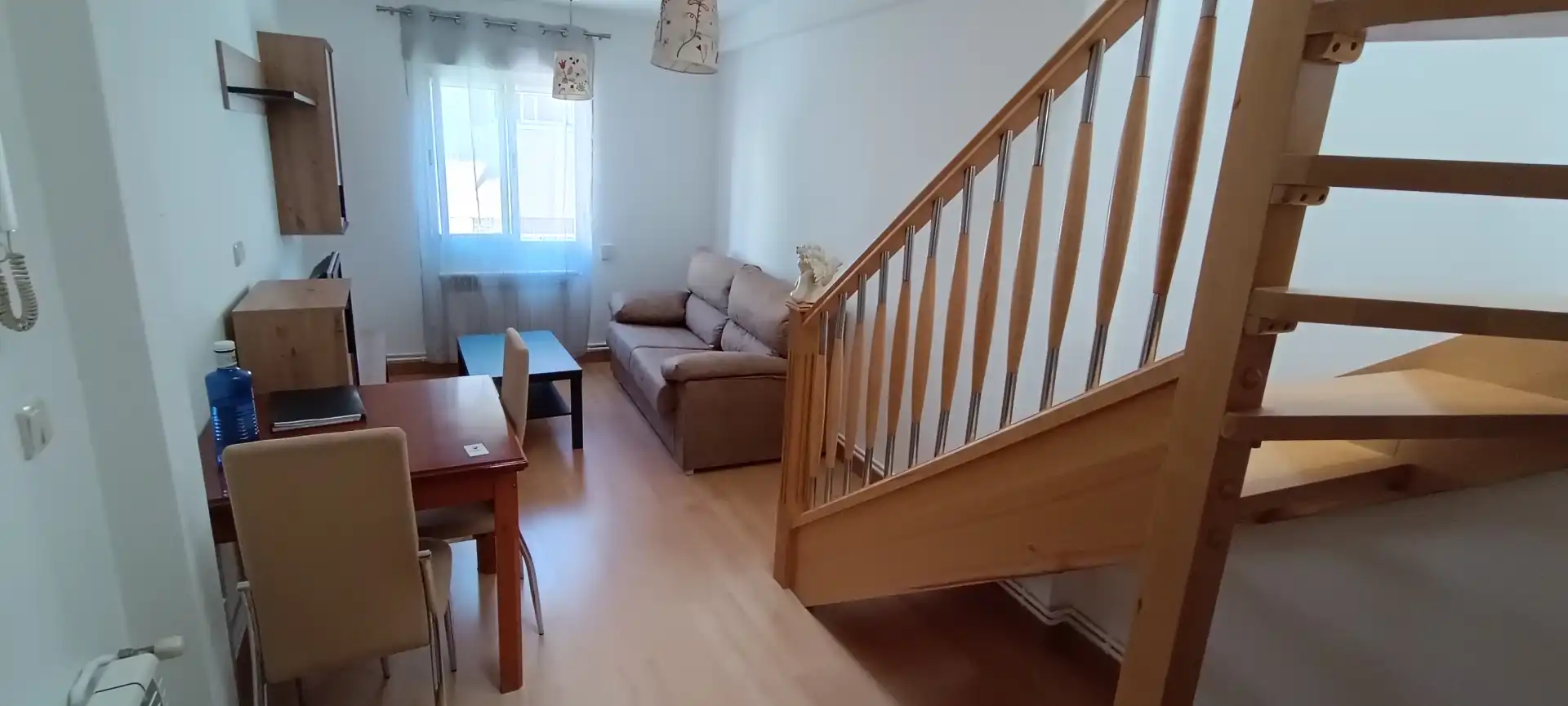 Sala de estar de Dúplex en venta en El Molar (Madrid) con Calefacción, Amueblado y Horno