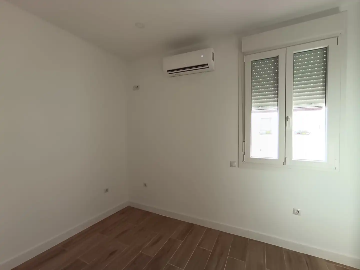 Schlafzimmer von Wohnungen zum Verkauf in Madrid mit Klimaanlage und Heizung