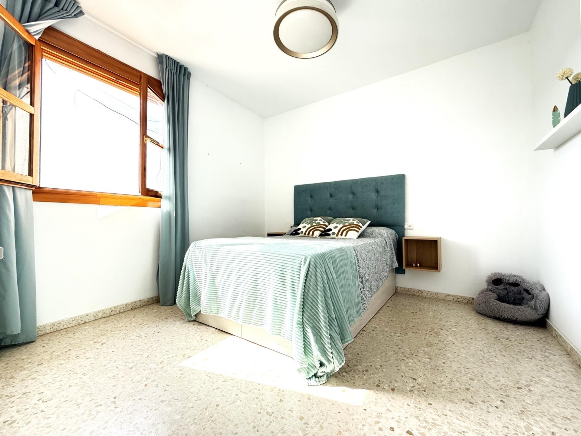 Bedroom of House or chalet for sale in Montoro  with Air Conditioner, Terrace and Storage room