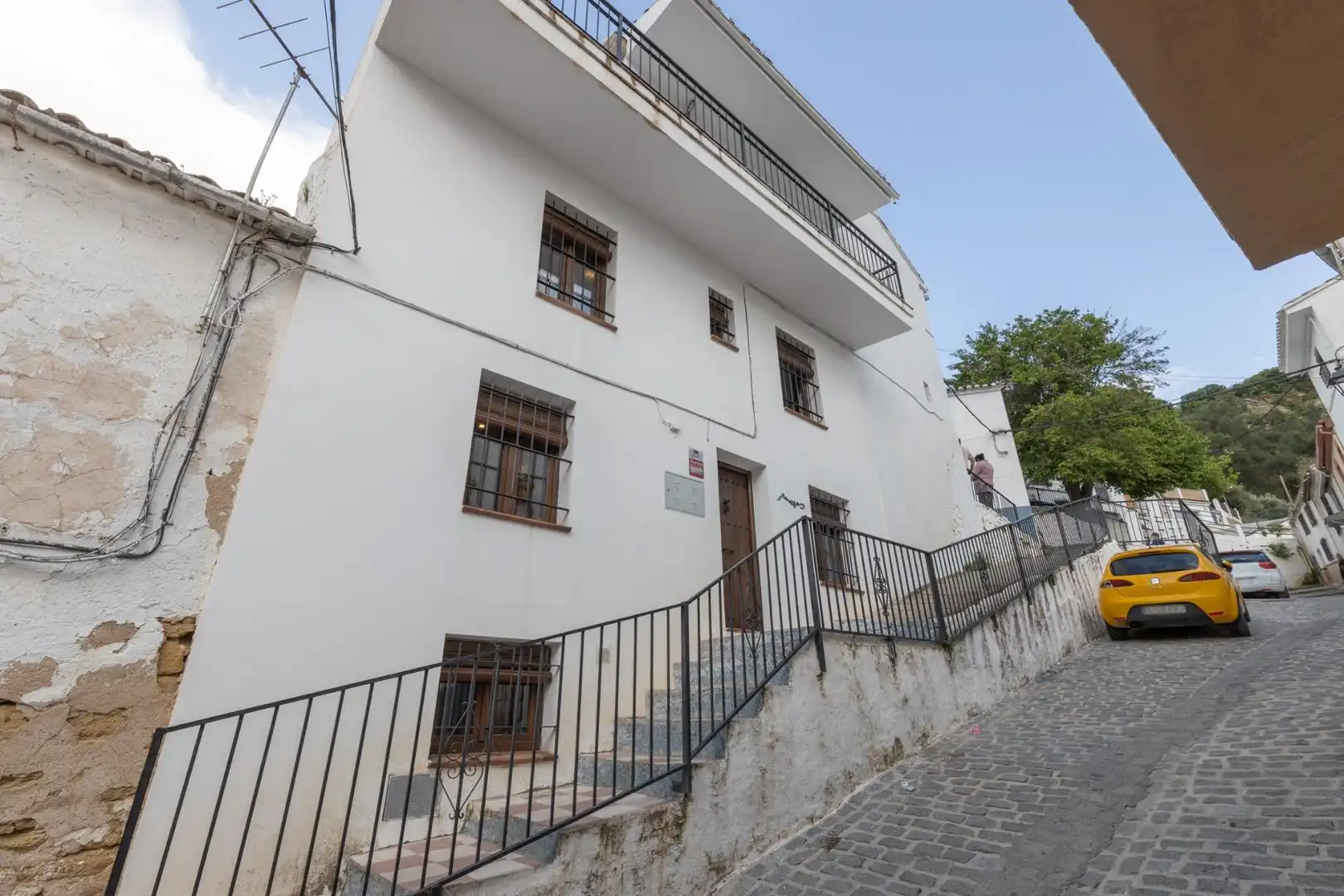 Vista exterior de Casa o xalet en venda en Montefrío amb Calefacció i Terrassa