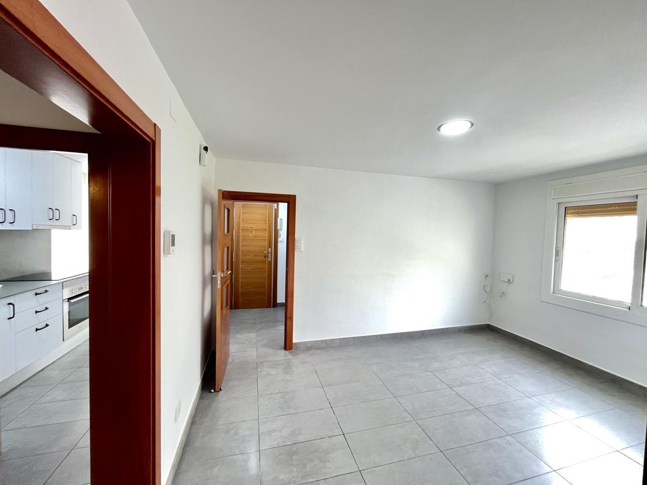 Dachboden zum Verkauf in Mataró mit Klimaanlage und Balkon