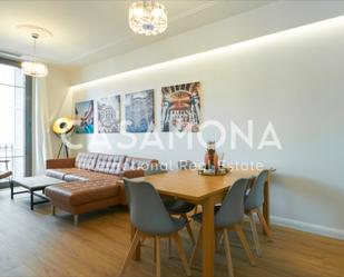 Sala d'estar de Apartament en venda en  Barcelona Capital amb Aire condicionat, Terrassa i Moblat