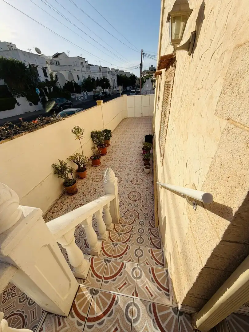 Casa adosada en venda a Calle Bonn, Zona Playa de los Locos
