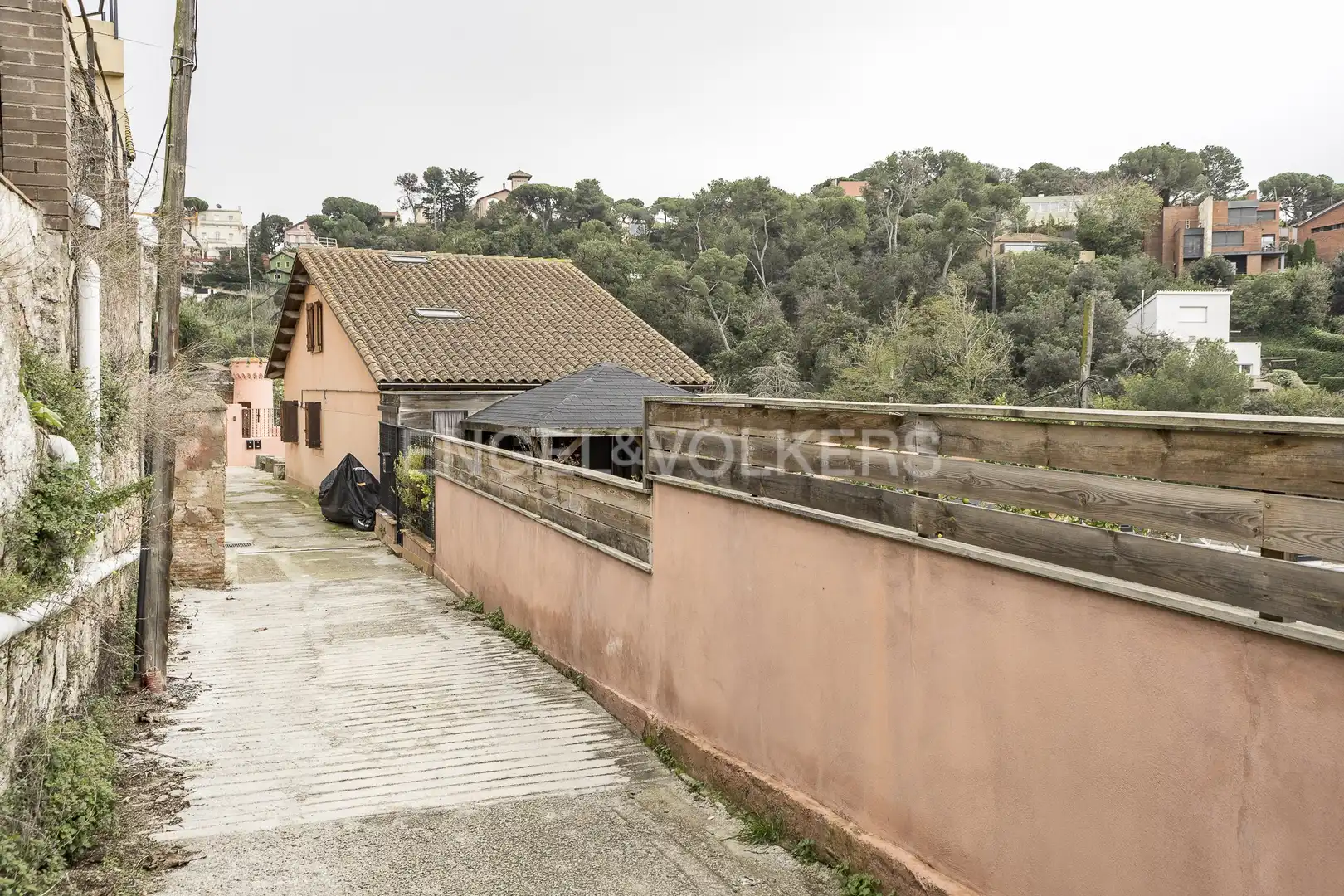 Vista exterior de Casa o chalet en venta en Barcelona con Aire acondicionado, Calefacción y Jardín privado