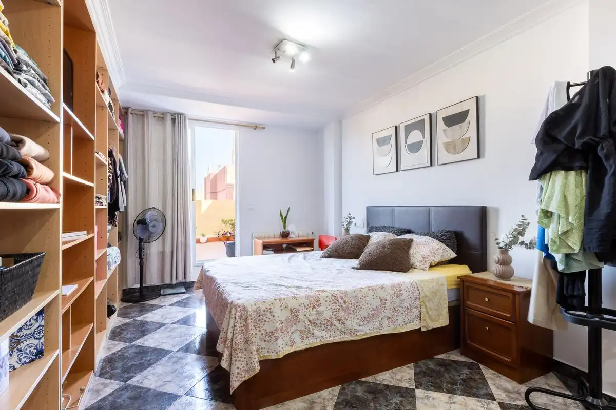 Schlafzimmer von Dachboden zum Verkauf in Foios mit Klimaanlage, Heizung und Terrasse