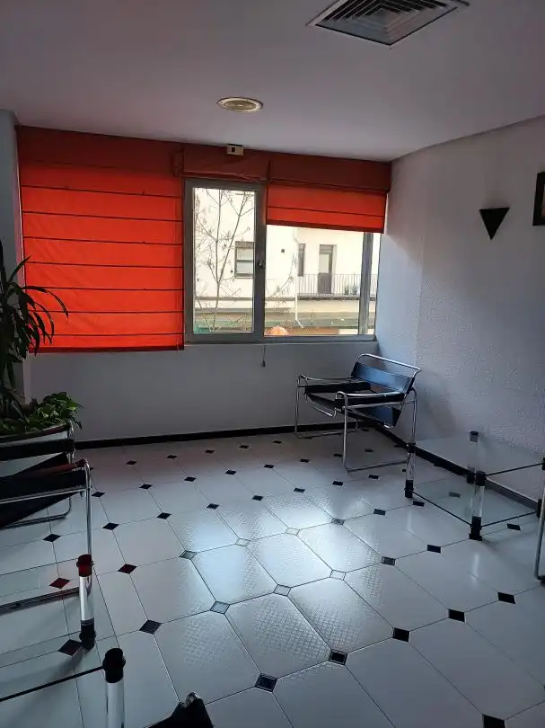 Business premises to rent in Durango, imagen 3