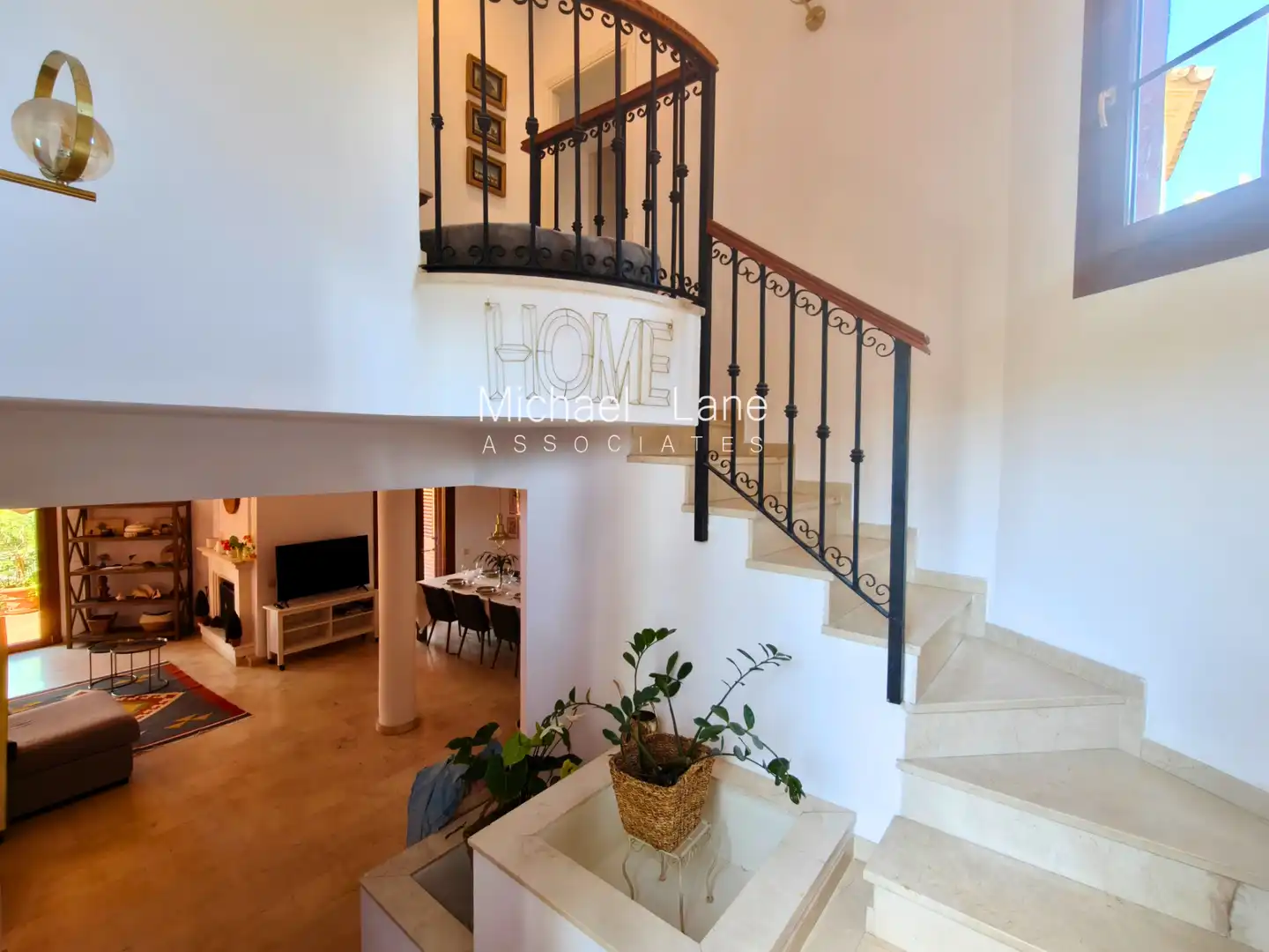 Casa adosada en venda en La Alcaidesa amb Aire condicionat, Terrassa i Traster