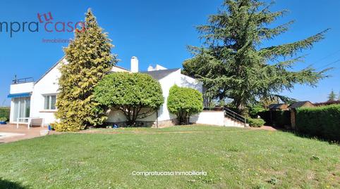 Foto 2 de Casa o xalet en venda a Calle Peñas Buitreras, Palazuelos de Eresma, Segovia