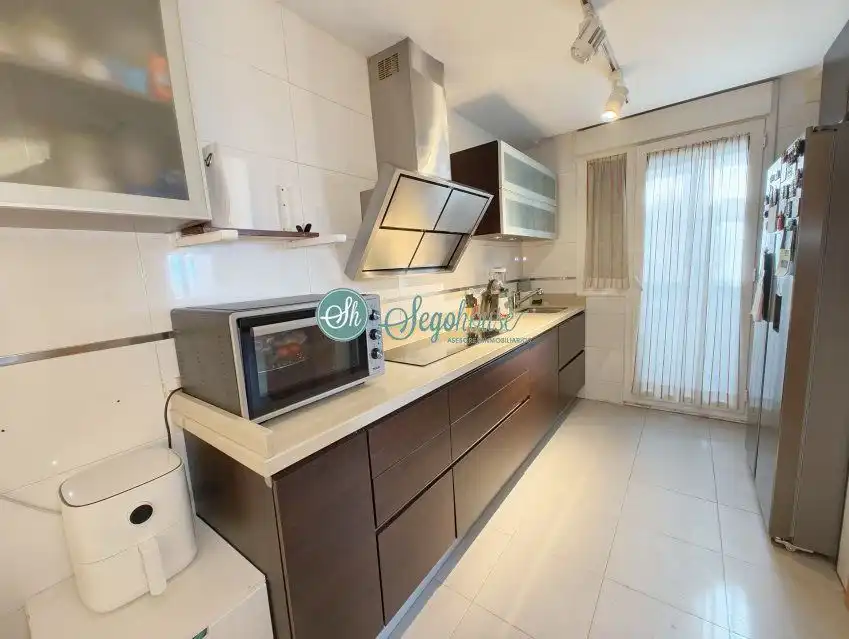 Cocina de Piso en venta en Segovia con Aire acondicionado, Calefacción y Trastero