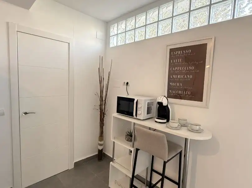 Study for rent in Calle Chumberas, 3, Cerrado de Calderón - Hacienda Paredes