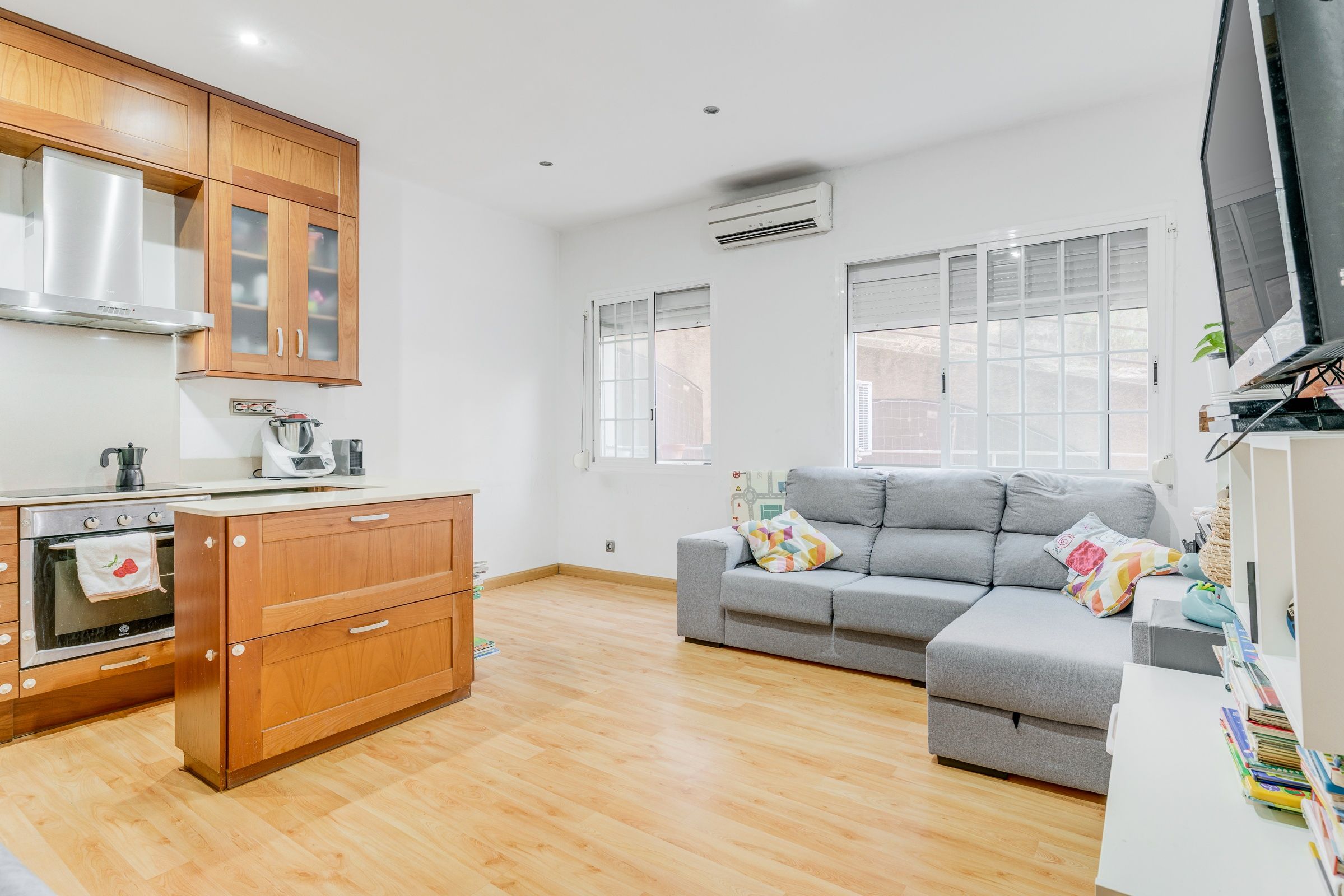 Sala d'estar de Pis en venda en  Barcelona Capital amb Calefacció