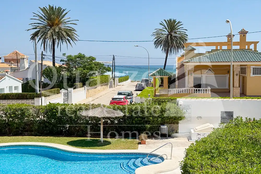 Vista exterior de Apartamento en venta en Dénia con Aire acondicionado, Calefacción y Terraza
