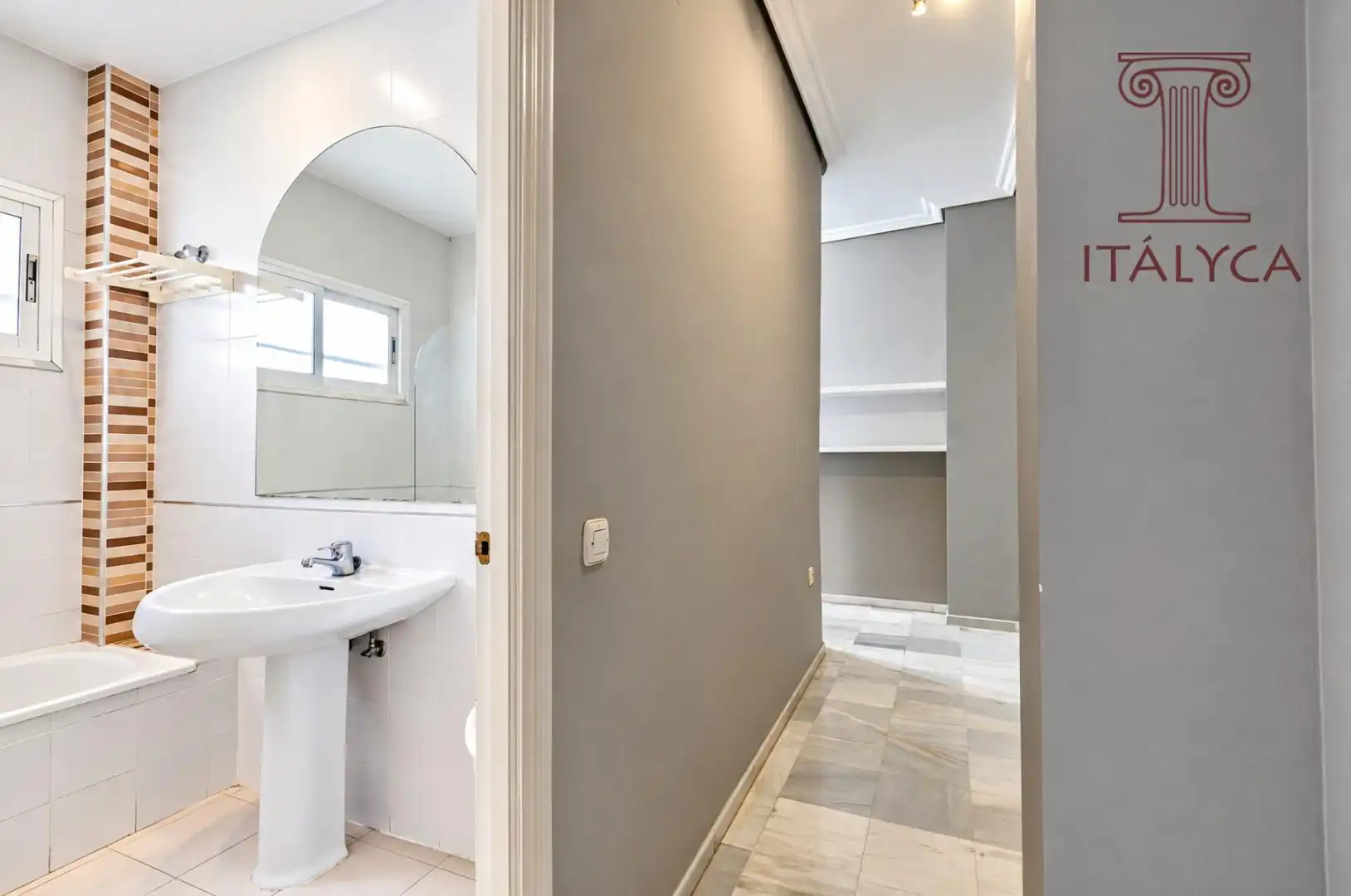 Flat with lift for sale in Calle POZO, imagen 30