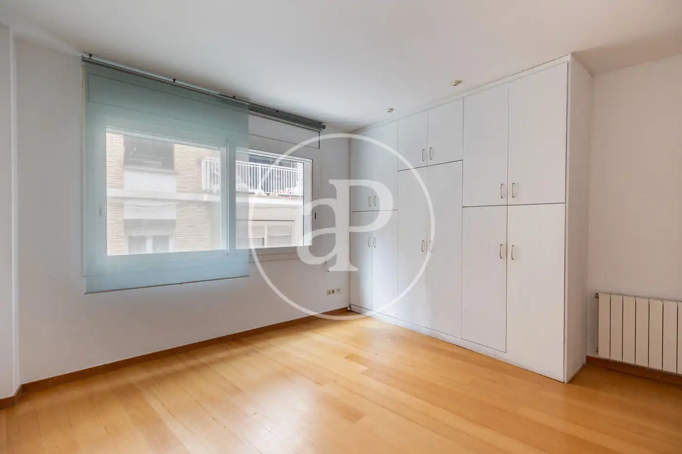 Habitación de Piso en venta en Barcelona con Aire acondicionado y Calefacción