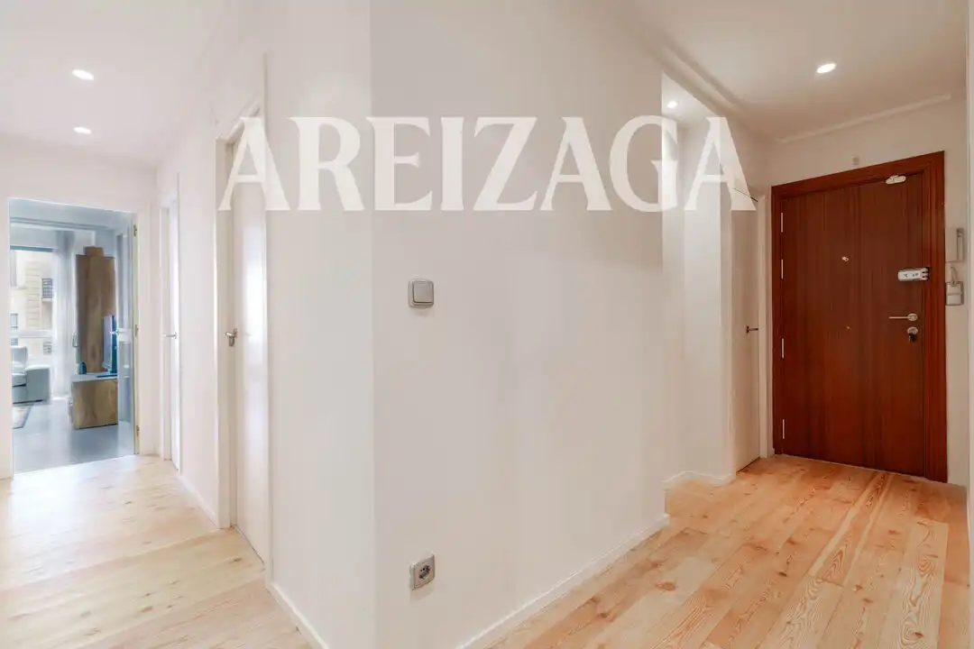 Piso con terraza en venta en Calle Padre Larroca 1, imagen 38