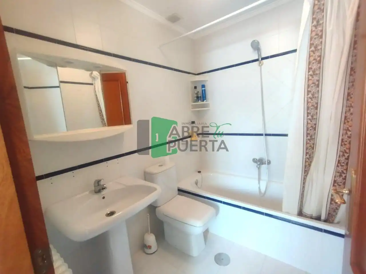 Bathroom of Duplexes for sale in Allariz  with Heating, Parquet flooring and Furnished