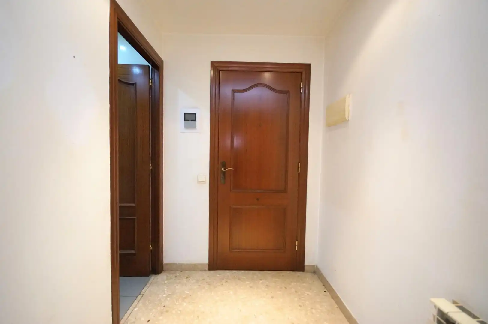 Flat for sale in L'Hospitalet de Llobregat  with Heating and Terrace