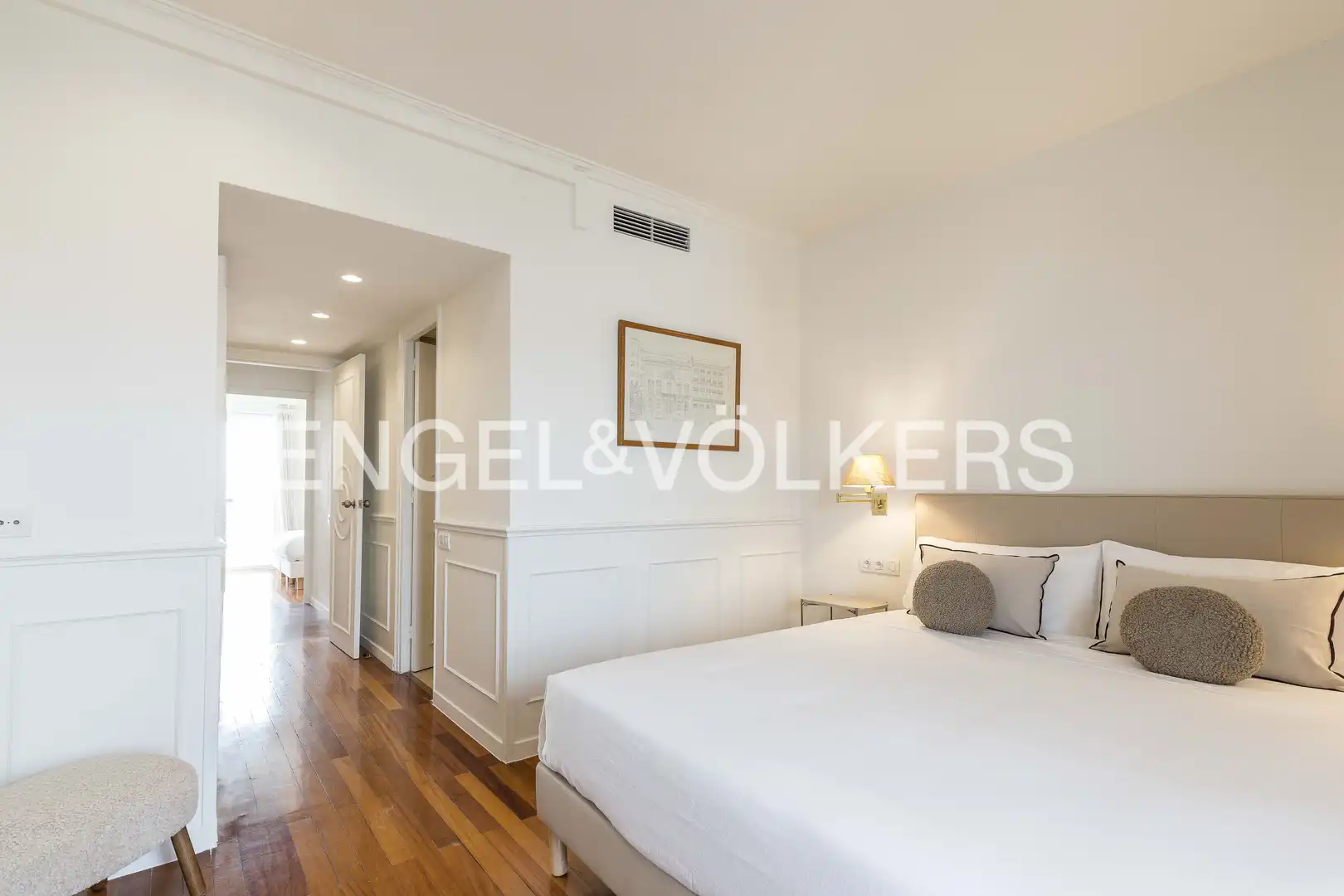 Bedroom of Flat for rent in Barcelona  with Air Conditioner, Heating and Parquet flooring