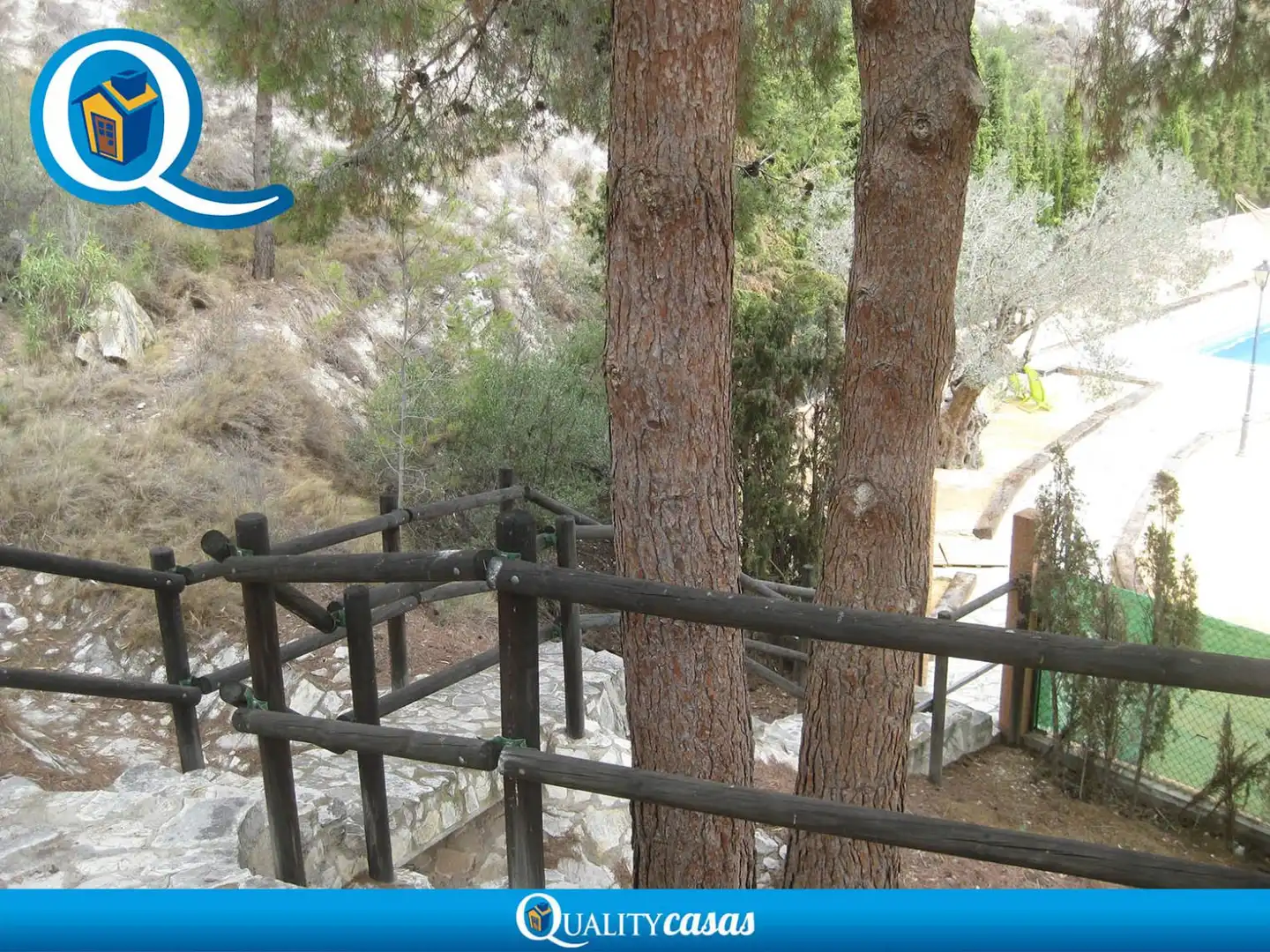 Garden of Houses for sale in Aigües  with Heating, Terrace and Storage room