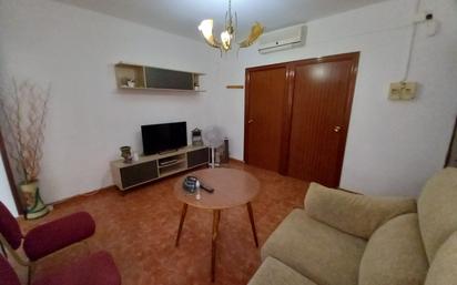 Sala d'estar de Pis en venda en  Jaén Capital amb Moblat