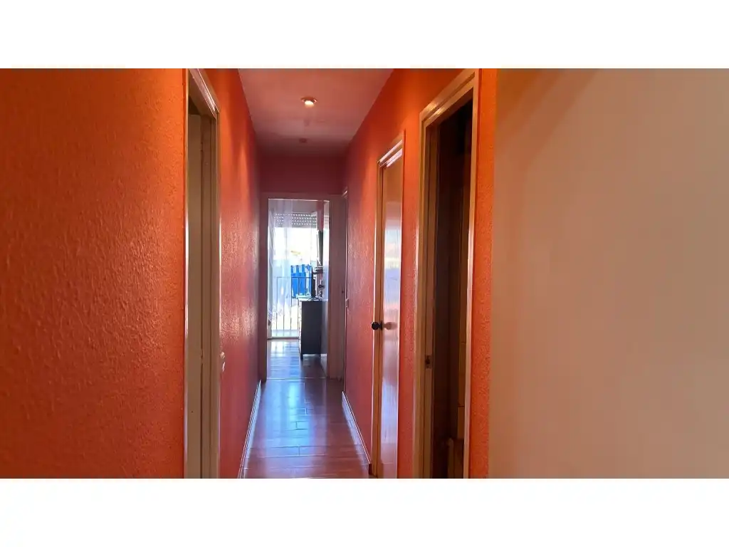 Dúplex en venta en Manlleu con Horno y Balcón