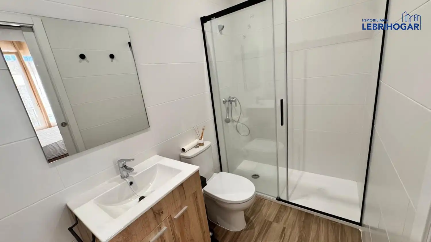 Apartamento con terraza en alquiler en Lebrija, imagen 4