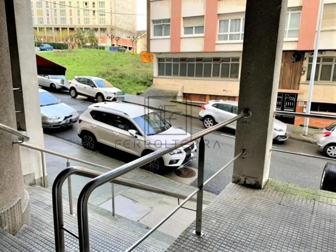 Local comercial en venta en Álvaro Cunqueiro, imagen 6
