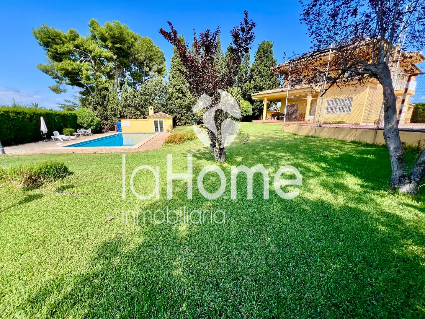 Jardín de Casa o chalet en venta en Paterna con Aire acondicionado, Calefacción y Jardín privado