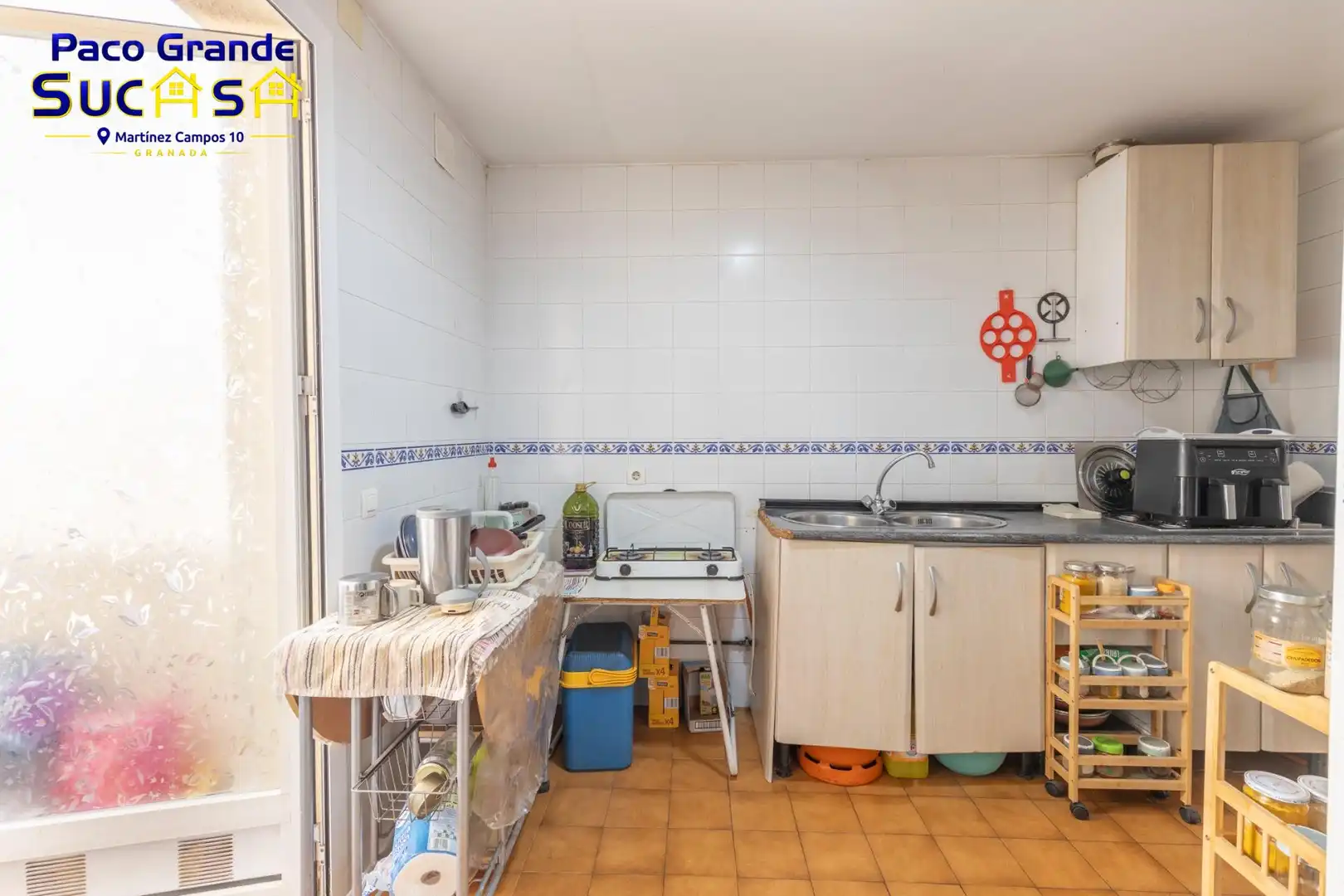 Kitchen of Flat for sale in Granada  with Heating, Terrace and Furnished