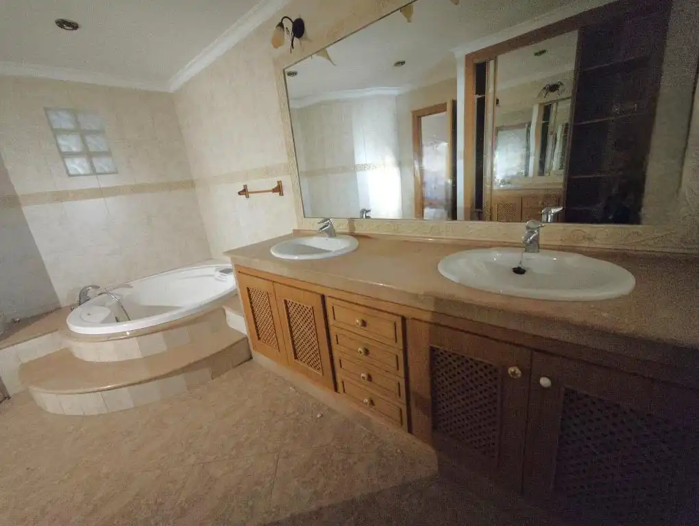 Bathroom of Flat for sale in Totana  with Air Conditioner, Terrace and Storage room