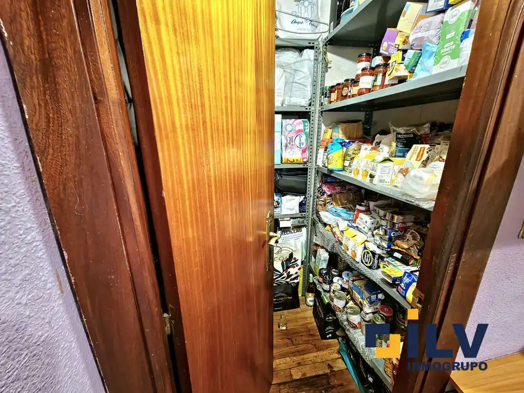 Piso en venta en Portugalete con Calefacción, Terraza y Amueblado