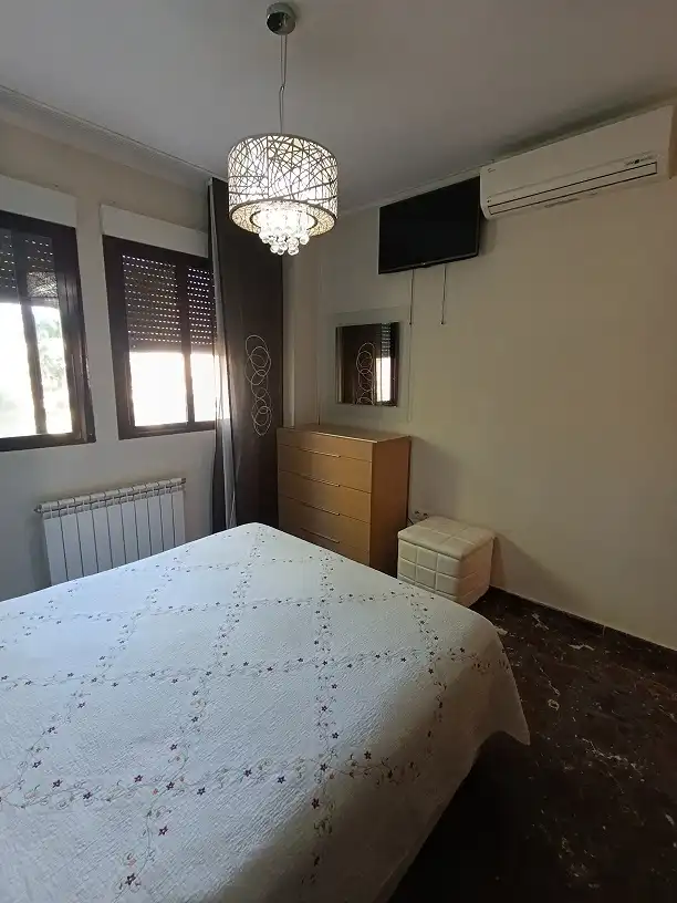 Dormitori de Casa adosada en venda en Hellín amb Aire condicionat, Calefacció i Terrassa