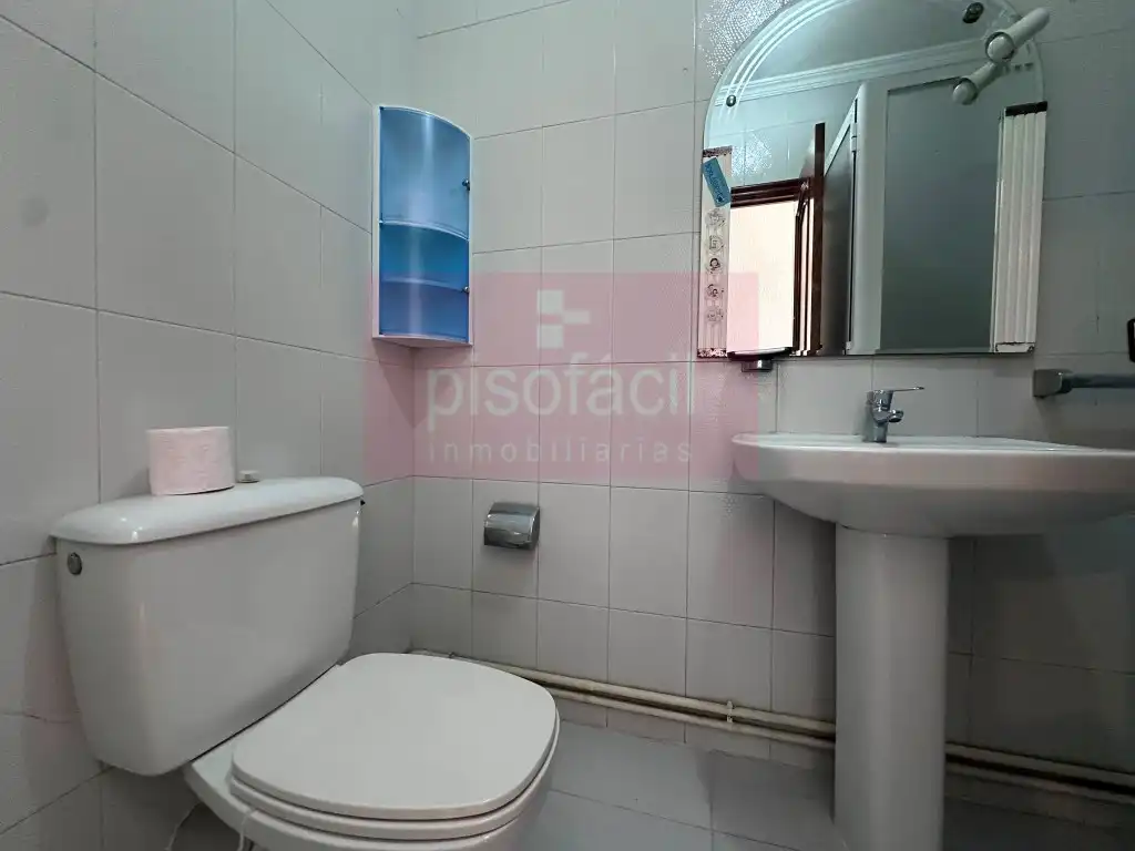 Bany de Edifici en venda en Lugo